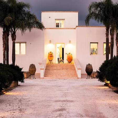 Villa Dimora Solaris 6, Emma Ugento