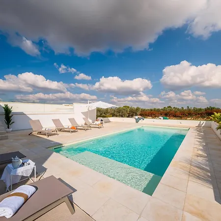 Villa Dimora Solaris 6, Emma