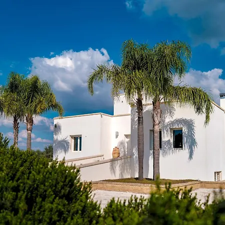 Villa Dimora Solaris 6, Emma Ugento