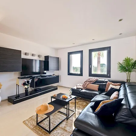 Villa Dimora Solaris 6, Emma