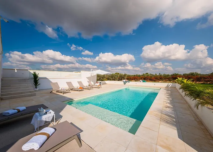 Villa Dimora Solaris 6, Emma